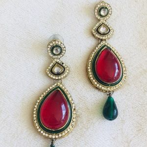 🆕 beautiful red and green stone earrings